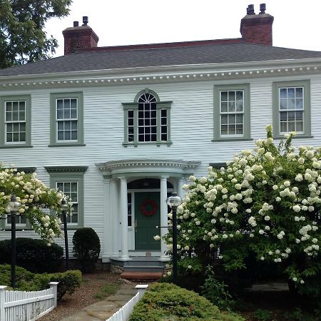 Daniel Stebbins B And B South Hadley Екстериор снимка